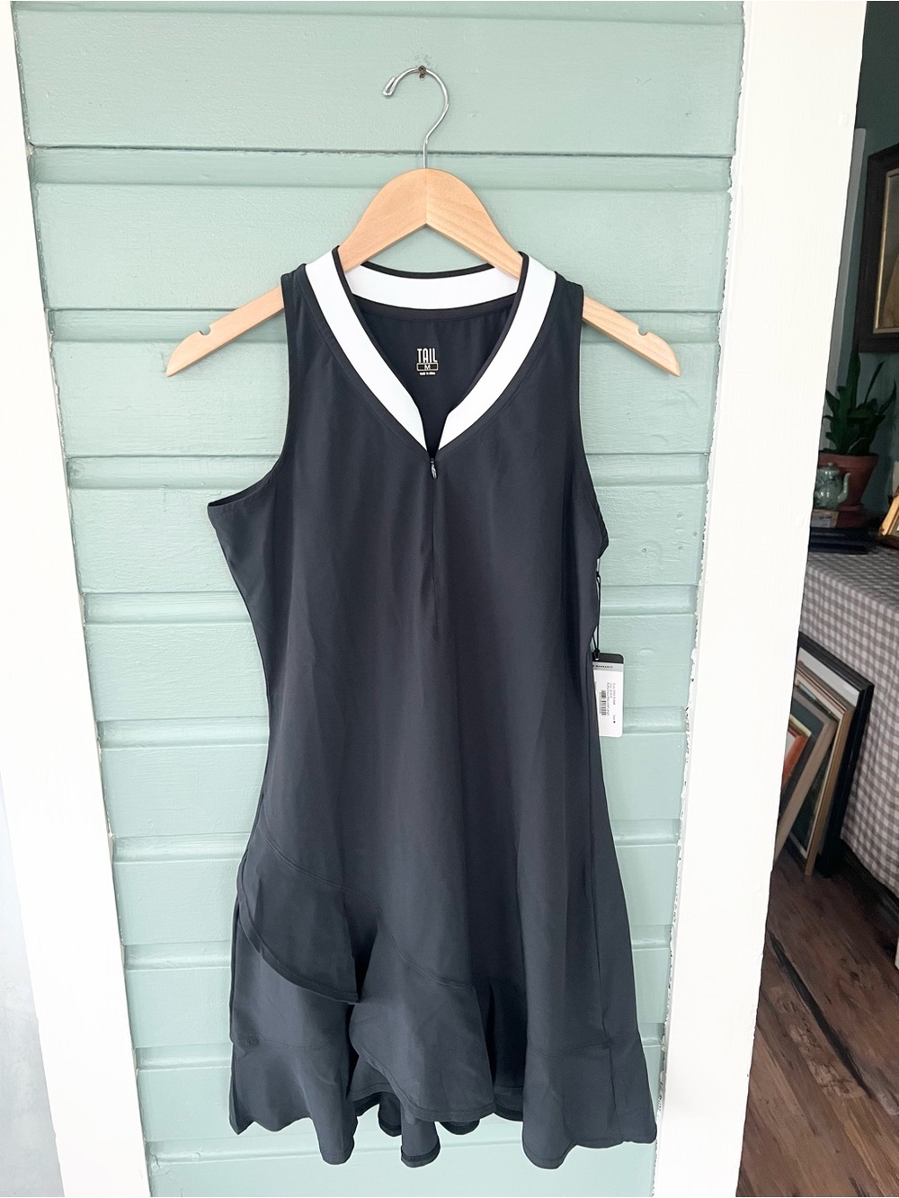 Tail activewear NEW ruffle dress rib collar golf outdoor tennis UPF 50 size m